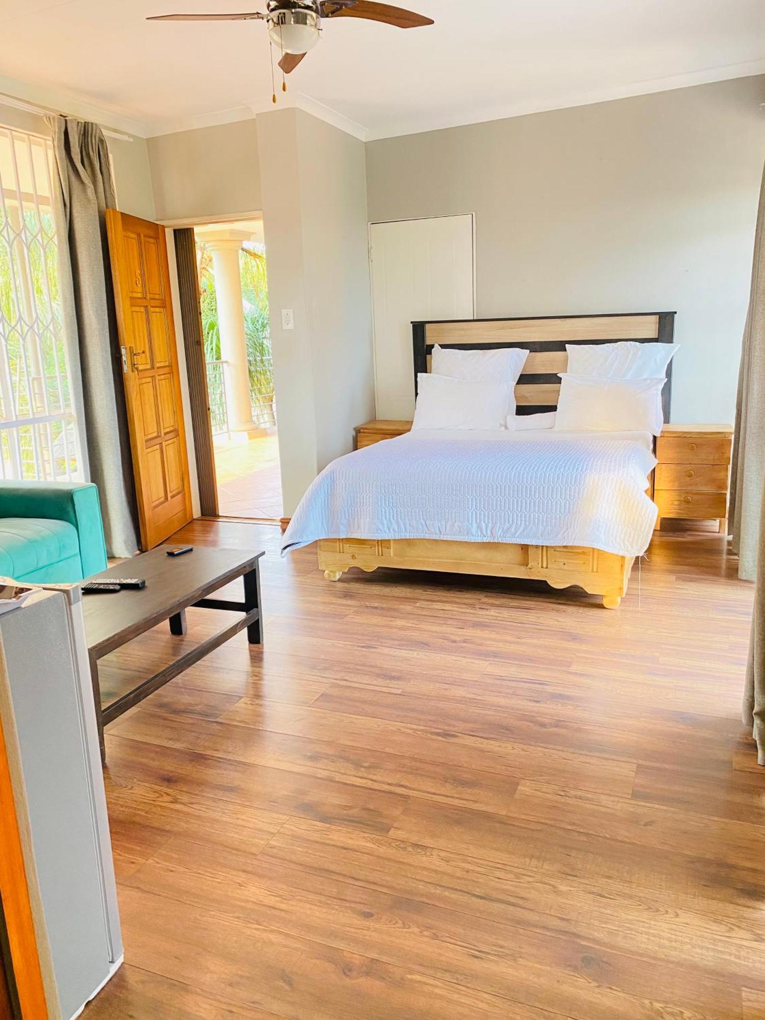 פרטוריה C And C Guest House/ Bed And Breakfast מראה חיצוני תמונה